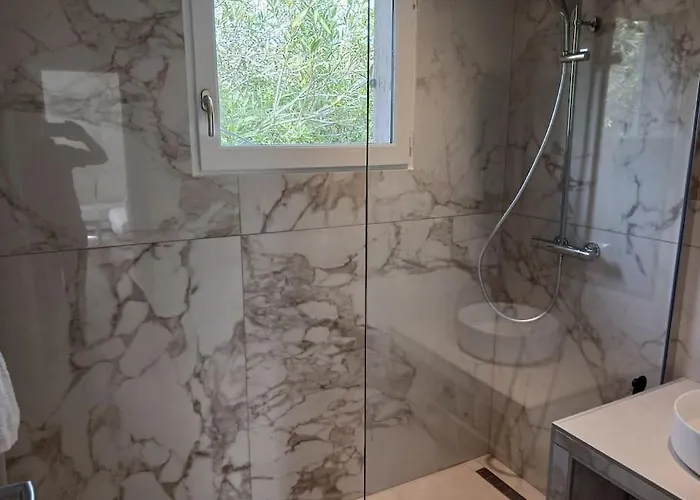 Santa Giulia Superbe 8 Personnes 150m Semesterbostad